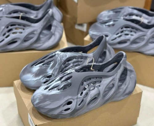 Yeezy Foam Runner Mx Granite (IE4931)