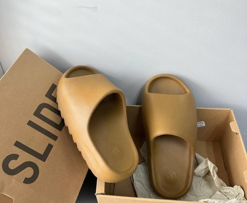 Yeezy Slide Ochre (GW1931)