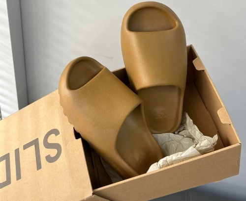 Yeezy Slide Ochre (GW1931)