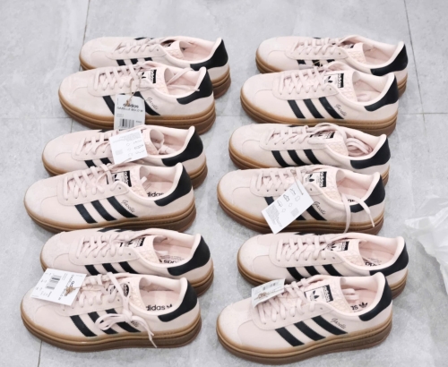 Adidas Gazelle Bold ‘Wonder Quartz Black Gum’ (IE0429)