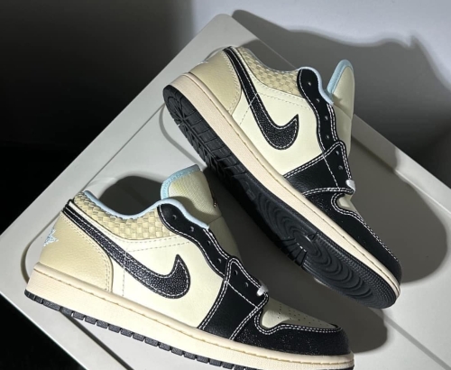 Jordan 1 Low SE "Coconut Milk Black" (HQ3437-101)