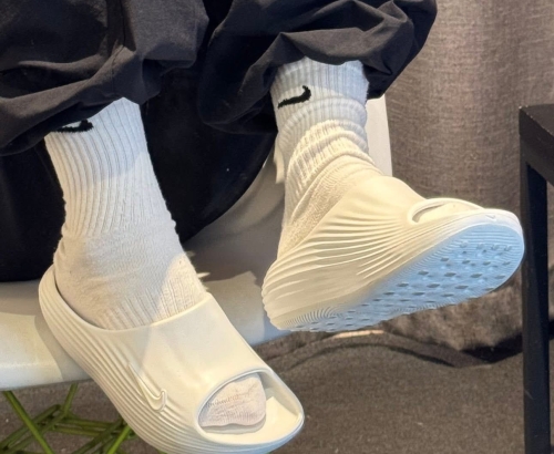Nike ReactX Rejuven8 Slide 'Summit White' (HV4479-100) (HV4484-100)