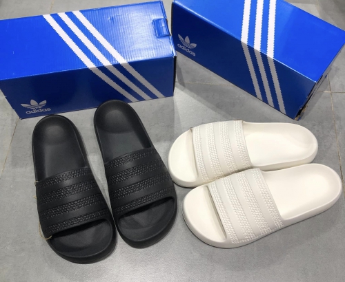 Adilette Ayoon Slide Black (GX1979)