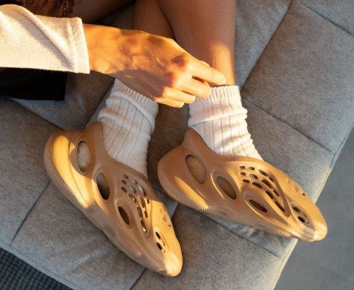 Yeezy Foam Runner Ochre (GW3354)
