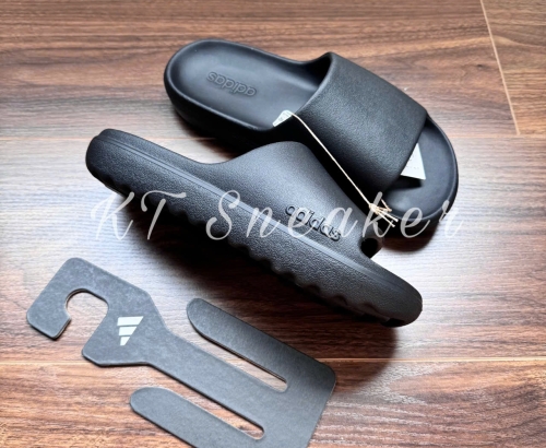 Dép Adidas Adilette Lumia Black (JP9580)