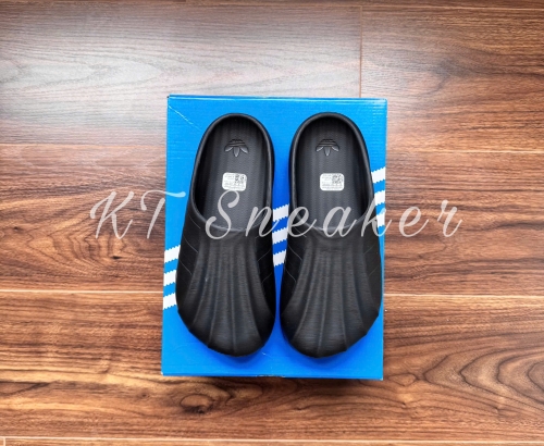 ADIFOM SUPERSTAR MULE FULL BLACK (IH7787)