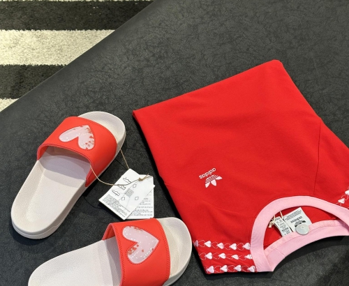 Dép Adilette Lite "Heart" (IG5963)