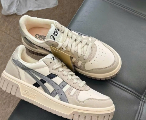 Asics Court MZ Sneaker Cream Black Gum  (1203A127-700)
