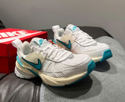 Nike V2K Run 'Coconut Milk' (FD0736 105)