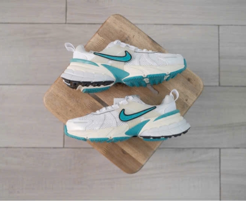 Nike V2K Run 'Coconut Milk' (FD0736 105)