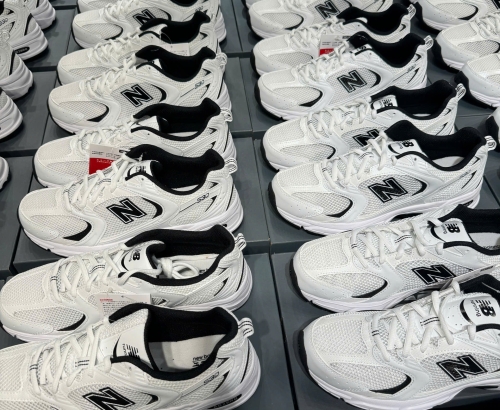 New Balance 530 ‘White Black’ (MR530EWB)