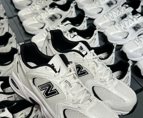New Balance 530 ‘White Black’ (MR530EWB)