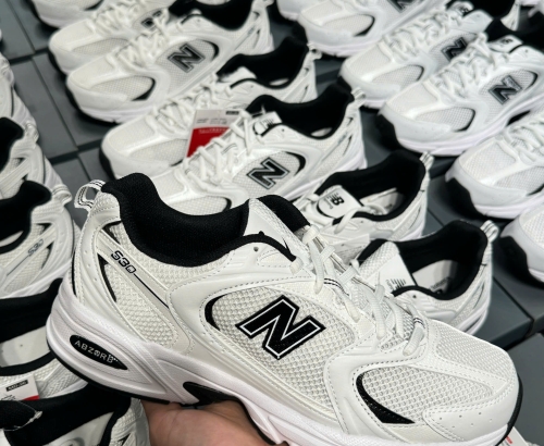 New Balance 530 ‘White Black’ (MR530EWB)